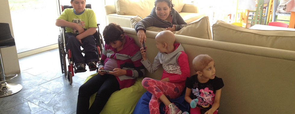 Donación para Fundación de Ayuda al Niño Oncológico Sagrada Familia
