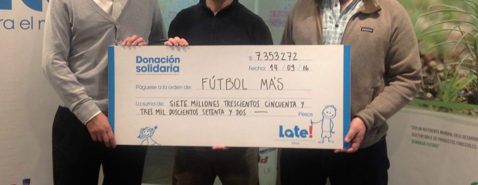 Donación a Fútbol Más
